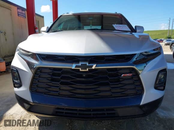 2020 Chevrolet Blazer RS z VIN 3GNKBERS9LS647554, wystawiony jako IAAI lot #43267332 z przebiegiem 59 564 mil mil oraz . Historia ofert i sprzedaży dostępna na DreamBid. Obrazek 12.