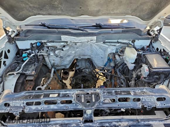 ✅ 2016 Chevrolet Silverado 2500HD LT • VIN: 1GC1KVE85GF180898 • Лот: 95756515. Опубликован ранее на Copart с пробегом Не указан. Бесплатный доступ к архиву аукционных продаж из США и подробный отчёт об истории автомобиля на DreamBid. Изображение 11.