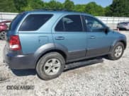 ✅ 2003 Kia Sorento LX • VIN: KNDJC733235055552 • Lot: 56196055. Listed on Copart with 109,995 mi. Free auction sales archive from the USA and detailed vehicle history report at DreamBid. Image 3.
