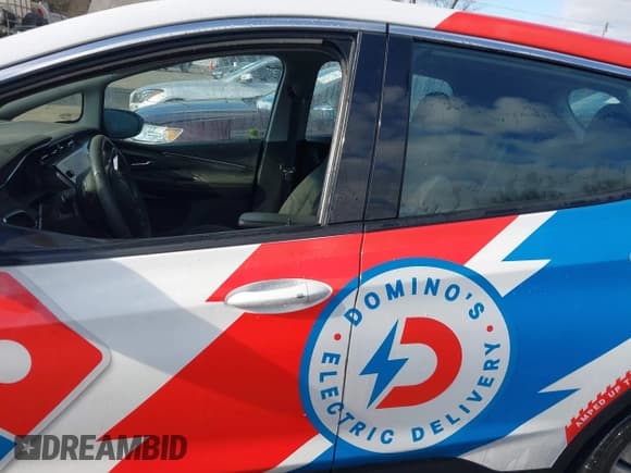 ✅ 2023 Chevrolet Bolt EV 1LT • VIN: 1G1FW6S08P4136509 • Lot: 40968397. Wystawiony na IAAI z przebiegiem 33 383 mil. Bezpłatny archiwum sprzedaży aukcyjnych z USA i szczegółowy raport historii pojazdu na DreamBid. Zdjęcie 14.