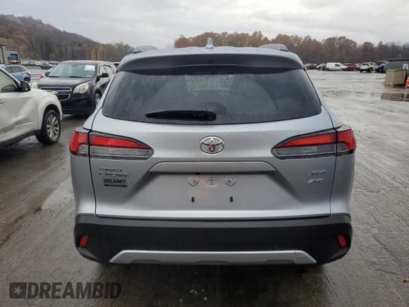 ✅ 2024 Toyota Corolla Cross XLE • VIN: 7MUDAABG9RV118725 • Лот: 91638275. Опубликован ранее на Copart с пробегом 16 895 миль. Бесплатный доступ к архиву аукционных продаж из США и подробный отчёт об истории автомобиля на DreamBid. Изображение 6.