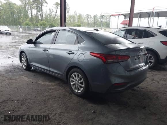 2020 Hyundai Accent SE с VIN 3KPC24A61LE111878, выставлен на аукционе IAAI как лот 42425914 с пробегом 78 711 миль миль и . История ставок и продаж доступна на DreamBid. Изображение 3.