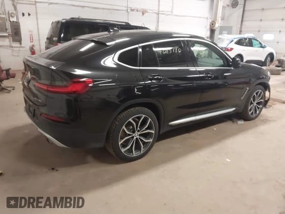 ✅ 2019 BMW X4 xDrive30i • VIN: 5UXUJ3C52KLG53004 • Lot: 42115980. Listed on IAAI with 53,566 mi. Free auction sales archive from the USA and detailed vehicle history report at DreamBid. Image 4.