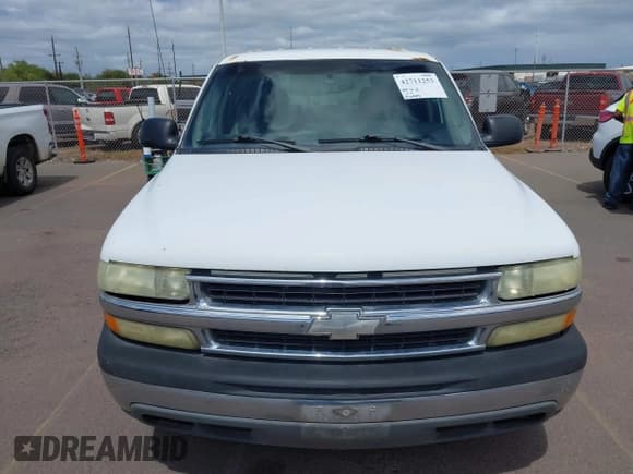 ✅ 2004 Chevrolet Tahoe LT • VIN: 1GNEC13Z34J217014 • Lot: 42711253. Listed on IAAI with 296,403 mi. Free auction sales archive from the USA and detailed vehicle history report at DreamBid. Image 6.