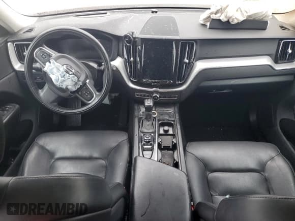 ✅ 2019 Volvo XC60 Momentum • VIN: LYV102DK8KB325531 • Lot: 82483655. Listed on Copart with 123,569 mi. Free auction sales archive from the USA and detailed vehicle history report at DreamBid. Image 8.