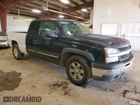 ✅ 2006 Chevrolet Silverado 1500 LS • VIN: 1GCEC19X26Z152918 • Лот: 81113164. Опубликован ранее на Copart с пробегом 199 584 миль. Бесплатный доступ к архиву аукционных продаж из США и подробный отчёт об истории автомобиля на DreamBid. Изображение 4.