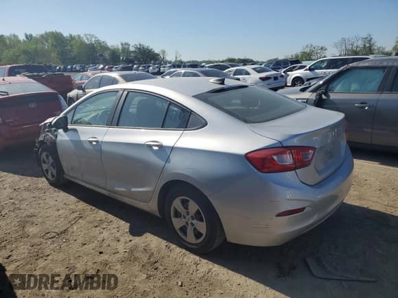 ✅ 2017 Chevrolet Cruze LS • VIN: 1G1BC5SM7H7225721 • Lot: 47560753. Listed on Copart with 77,265 mi. Free auction sales archive from the USA and detailed vehicle history report at DreamBid. Image 2.