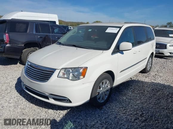 ✅ 2013 Chrysler Town & Country Touring • VIN: 2C4RC1BG4DR689776 • Lot: 43603231. Wystawiony na IAAI z przebiegiem 141 988 mil. Bezpłatny archiwum sprzedaży aukcyjnych z USA i szczegółowy raport historii pojazdu na DreamBid. Zdjęcie 2.