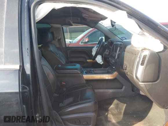 ✅ 2016 Chevrolet Silverado 1500 LTZ • VIN: 3GCPCSEC4GG235799 • Lot: 43514470. Wystawiony na IAAI z przebiegiem 206 578 mil. Bezpłatny archiwum sprzedaży aukcyjnych z USA i szczegółowy raport historii pojazdu na DreamBid. Zdjęcie 5.