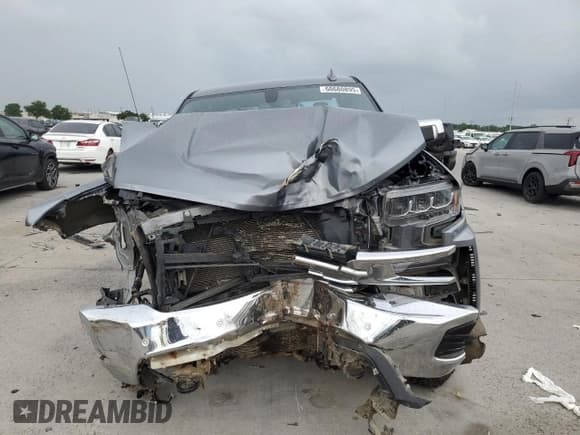 ✅ 2021 Chevrolet Silverado 1500 LTZ • VIN: 3GCUYGETXMG279979 • Lot: 60680895. Wystawiony na Copart z przebiegiem 101 200 mil. Bezpłatny archiwum sprzedaży aukcyjnych z USA i szczegółowy raport historii pojazdu na DreamBid. Zdjęcie 5.