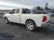 2009 Dodge 1500 SLT z VIN 1D3HV18TX9S777920, wystawiony jako Copart lot #82834554 z przebiegiem 143 558 mil mil oraz Czysty tytuł • Clean title. Historia ofert i sprzedaży dostępna na DreamBid. Obrazek 2.