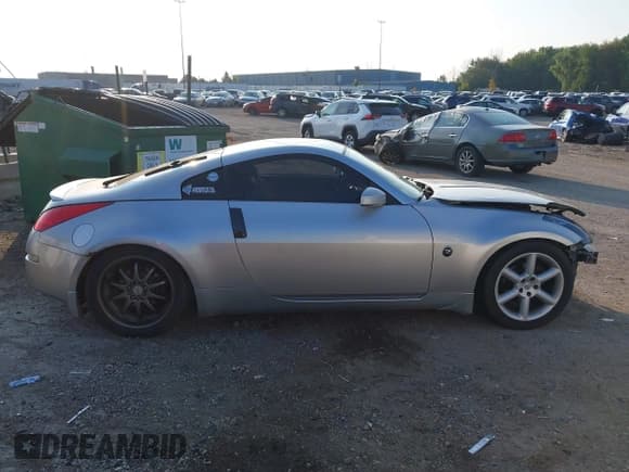 ✅ 2003 Nissan 350Z Touring • VIN: JN1AZ34D53T111576 • Lot: 43220050. Listed on IAAI with 177,427 mi. Free auction sales archive from the USA and detailed vehicle history report at DreamBid. Image 14.