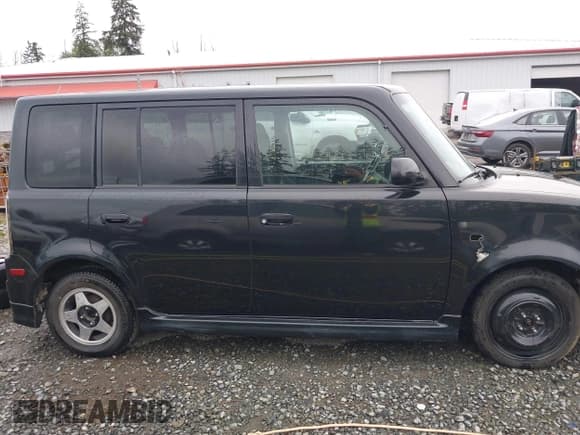 ✅ 2005 Scion xB • VIN: JTLKT324954021760 • Lot: 42125087. Wystawiony na IAAI z przebiegiem 414 129 mil. Bezpłatny archiwum sprzedaży aukcyjnych z USA i szczegółowy raport historii pojazdu na DreamBid. Zdjęcie 14.