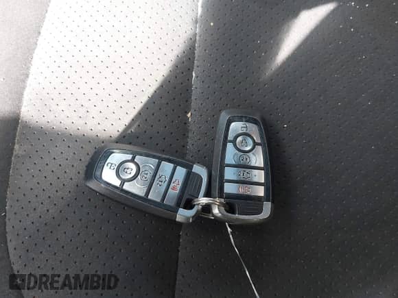 2018 Ford Explorer XLT с VIN 1FM5K7D82JGC89914, выставлен на аукционе IAAI как лот 43425770 с пробегом 73 636 миль миль и . История ставок и продаж доступна на DreamBid. Изображение 11.