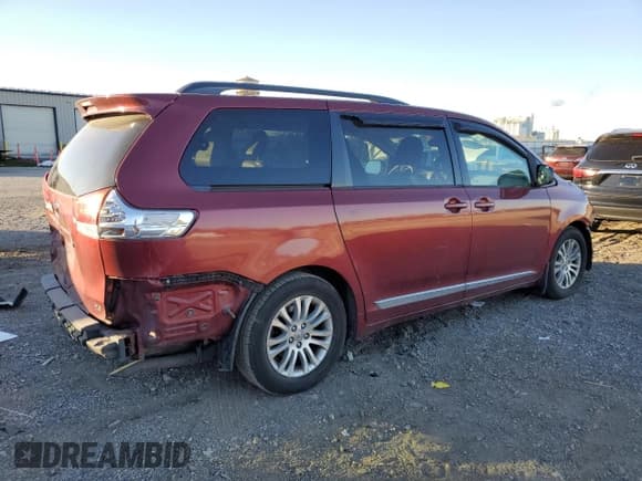 ✅ 2012 Toyota Sienna XLE • VIN: 5TDYK3DC2CS268598 • Lot: 91116145. Wystawiony na Copart z przebiegiem 180 770 mil. Bezpłatny archiwum sprzedaży aukcyjnych z USA i szczegółowy raport historii pojazdu na DreamBid. Zdjęcie 3.