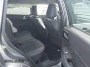 ✅ 2023 Mitsubishi Outlander SE • VIN: JA4J3UA88PZ012775 • Lot: 43640630. Listed on IAAI with 27,558 mi. Free auction sales archive from the USA and detailed vehicle history report at DreamBid. Image 8.