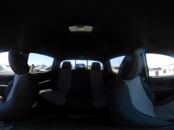 ✅ 2022 Toyota Tacoma SR5 • VIN: 3TMAZ5CN0NM172676 • Лот: 42587632. Опубликован ранее на IAAI с пробегом 49 598 миль. Бесплатный доступ к архиву аукционных продаж из США и подробный отчёт об истории автомобиля на DreamBid. Изображение 19.