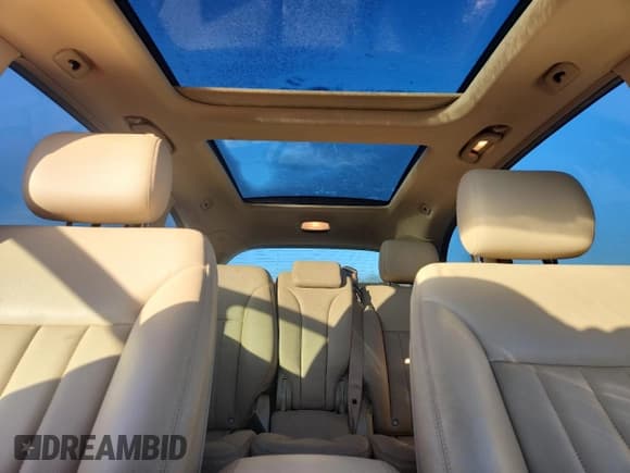 ✅ 2009 Mercedes-Benz R 3.5L • VIN: 4JGCB65E69A096119 • Lot: 82724925. Listed on Copart with 370,764 mi. Free auction sales archive from the USA and detailed vehicle history report at DreamBid. Image 10.