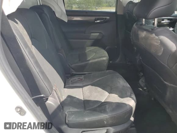 ✅ 2022 Toyota Highlander Limited • VIN: 5TDDZRBH5NS204618 • Лот: 71150595. Опубликован ранее на Copart с пробегом 91 875 миль. Бесплатный доступ к архиву аукционных продаж из США и подробный отчёт об истории автомобиля на DreamBid. Изображение 10.