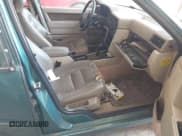 ✅ 1995 Volvo 850 • VIN: YV1LW5510S2136981 • Лот: 42735214. Опубликован ранее на IAAI с пробегом 311 593 миль. Бесплатный доступ к архиву аукционных продаж из США и подробный отчёт об истории автомобиля на DreamBid. Изображение 5.