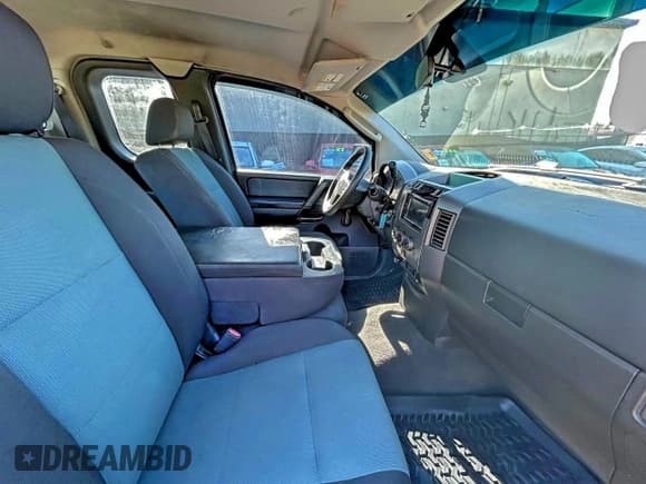 ✅ 2006 Nissan Titan SE • VIN: 1N6BA06A56N509080 • Лот: 97186455. Опубликован ранее на Copart с пробегом 209 464 миль. Бесплатный доступ к архиву аукционных продаж из США и подробный отчёт об истории автомобиля на DreamBid. Изображение 5.