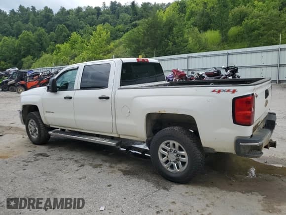 ✅ 2015 Chevrolet Silverado 2500HD LT • VIN: 1GC1KVEG8FF161042 • Lot: 52849325. Wystawiony na Copart z przebiegiem Nie podano. Bezpłatny archiwum sprzedaży aukcyjnych z USA i szczegółowy raport historii pojazdu na DreamBid. Zdjęcie 2.