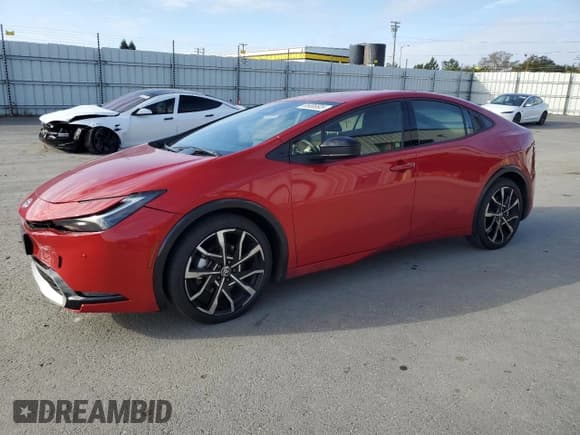 ✅ 2023 Toyota Prius XSE • VIN: JTDACACU8P3008453 • Lot: 85006505. Wystawiony na Copart z przebiegiem 43 026 mil. Bezpłatny archiwum sprzedaży aukcyjnych z USA i szczegółowy raport historii pojazdu na DreamBid. Zdjęcie 1.