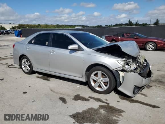 2012 Toyota Camry SE с VIN 4T1BF1FK9CU032427, выставлен на аукционе Copart как лот 87130155 с пробегом 309 212 миль миль и Списание • Salvage title. История ставок и продаж доступна на DreamBid. Изображение 4.