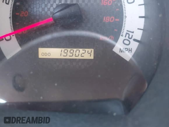 ✅ 2013 Toyota Tacoma • VIN: 5TFTX4CN0DX034105 • Лот: 42861631. Опубликован ранее на IAAI с пробегом 199 024 миль. Бесплатный доступ к архиву аукционных продаж из США и подробный отчёт об истории автомобиля на DreamBid. Изображение 15.