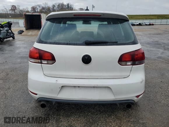 ✅ 2010 Volkswagen Golf GTI • VIN: WVWEV7AJ8AW246428 • Lot: 79220904. Wystawiony na Copart z przebiegiem 184 217 mil. Bezpłatny archiwum sprzedaży aukcyjnych z USA i szczegółowy raport historii pojazdu na DreamBid. Zdjęcie 6.