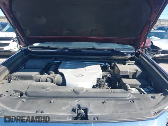 ✅ 2015 Lexus GX 460 • VIN: JTJBM7FX6F5109260 • Lot: 43570740. Listed on IAAI with 72,676 mi. Free auction sales archive from the USA and detailed vehicle history report at DreamBid. Image 10.