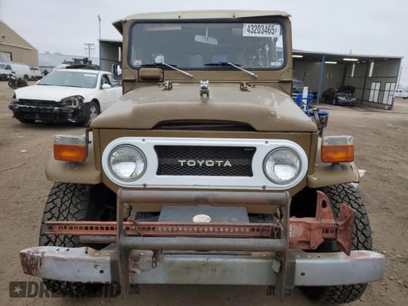 ✅ 1977 Toyota Land Cruiser • VIN: FJ40249180 • Lot: 43203465. Listed on Copart with 180,762 mi. Free auction sales archive from the USA and detailed vehicle history report at DreamBid. Image 5.