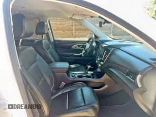 2019 Chevrolet Traverse RS z VIN 1GNERJKX7KJ241716, wystawiony jako Copart lot #86508805 z przebiegiem 113 732 mil mil oraz Czysty tytuł • Clean title. Historia ofert i sprzedaży dostępna na DreamBid. Obrazek 5.