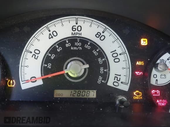 ✅ 2013 Toyota FJ Cruiser • VIN: JTEBU4BF0DK170158 • Lot: 41835356. Wystawiony na IAAI z przebiegiem 128 087 mil. Bezpłatny archiwum sprzedaży aukcyjnych z USA i szczegółowy raport historii pojazdu na DreamBid. Zdjęcie 7.