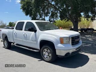 ✅ 2008 GMC Sierra 2500HD SLE1 • VIN: 1GTHK23688F220178 • Lot: 55526875. Wystawiony na Copart z przebiegiem 415 782 mil. Bezpłatny archiwum sprzedaży aukcyjnych z USA i szczegółowy raport historii pojazdu na DreamBid. Zdjęcie 1.