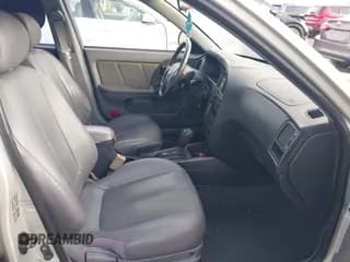 ✅ 2005 Hyundai Elantra GLS • VIN: KMHDN46D95U046295 • Lot: 42407484. Wystawiony na IAAI z przebiegiem 90 926 mil. Bezpłatny archiwum sprzedaży aukcyjnych z USA i szczegółowy raport historii pojazdu na DreamBid. Zdjęcie 5.