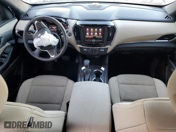 ✅ 2023 Chevrolet Traverse LS • VIN: 1GNERFKW2PJ258886 • Lot: 90370375. Wystawiony na Copart z przebiegiem 25 762 mil. Bezpłatny archiwum sprzedaży aukcyjnych z USA i szczegółowy raport historii pojazdu na DreamBid. Zdjęcie 8.