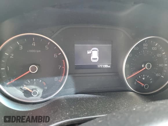 ✅ 2021 Kia Sportage LX • VIN: KNDPM3AC7M7864957 • Lot: 80920995. Wystawiony na Copart z przebiegiem 177 199 mil. Bezpłatny archiwum sprzedaży aukcyjnych z USA i szczegółowy raport historii pojazdu na DreamBid. Zdjęcie 9.