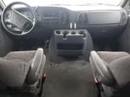 ✅ 2000 Dodge Passenger • VIN: 2B5WB35Y5YK179904 • Lot: 56724115. Wystawiony na Copart z przebiegiem 71 023 mil. Bezpłatny archiwum sprzedaży aukcyjnych z USA i szczegółowy raport historii pojazdu na DreamBid. Zdjęcie 8.