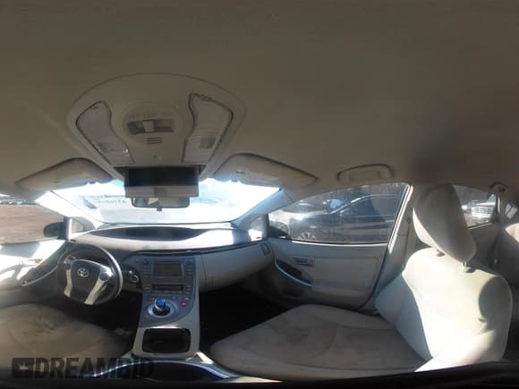 ✅ 2013 Toyota Prius Four • VIN: JTDKN3DU9D5546328 • Лот: 43768682. Опубликован ранее на IAAI с пробегом 206 055 миль. Бесплатный доступ к архиву аукционных продаж из США и подробный отчёт об истории автомобиля на DreamBid. Изображение 19.