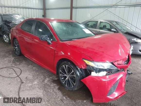 2019 Toyota Camry LE with VIN 4T1B11HK8KU172138, listed as a IAAI auction lot 42717796 with 171,445 mi miles and . Bid and sale history available at DreamBid. Image 1.