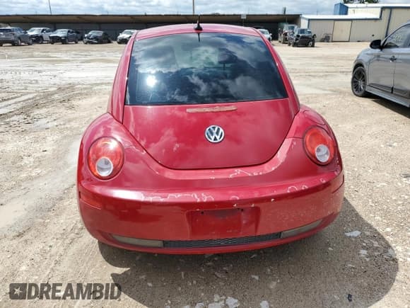 ✅ 2009 Volkswagen Beetle S • VIN: 3VWRW31C59M500078 • Lot: 50314194. Listed on Copart with 156,302 mi. Free auction sales archive from the USA and detailed vehicle history report at DreamBid. Image 6.