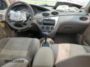 ✅ 2003 Ford Focus ZX5 • VIN: 3FAFP37363R137025 • Lot: 70949595. Listed on Copart with 110,143 mi. Free auction sales archive from the USA and detailed vehicle history report at DreamBid. Image 8.