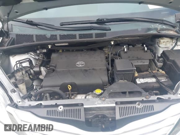 ✅ 2013 Toyota Sienna XLE AAS • VIN: 5TDYK3DC1DS360299 • Лот: 42696792. Опубликован ранее на IAAI с пробегом 186 676 миль. Бесплатный доступ к архиву аукционных продаж из США и подробный отчёт об истории автомобиля на DreamBid. Изображение 10.