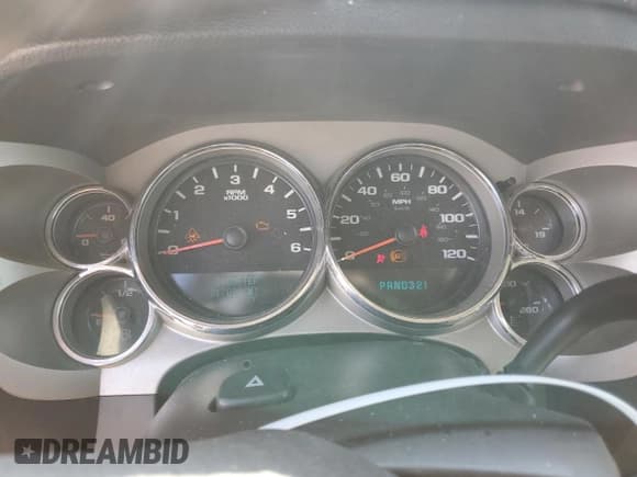 ✅ 2007 Chevrolet Silverado 1500 1LT • VIN: 3GCEC13C77G540105 • Lot: 72154744. Listed on Copart with 217,098 mi. Free auction sales archive from the USA and detailed vehicle history report at DreamBid. Image 9.