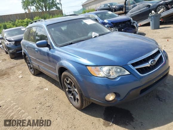 ✅ 2008 Subaru Outback Limited • VIN: 4S4BP62C087364898 • Лот: 42554736. Опубликован ранее на IAAI с пробегом 186 399 миль. Бесплатный доступ к архиву аукционных продаж из США и подробный отчёт об истории автомобиля на DreamBid. Изображение 1.