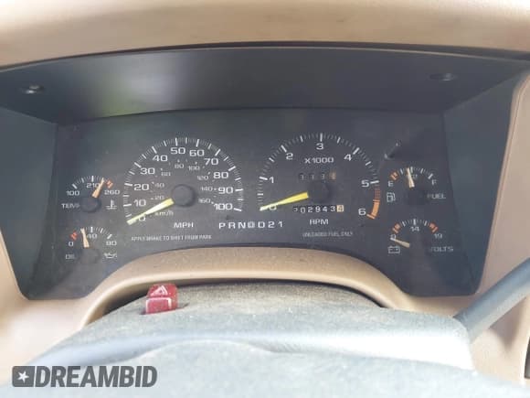 ✅ 1996 Chevrolet Blazer LS • VIN: 1GNCS13W4TK233425 • Lot: 42793679. Wystawiony na IAAI z przebiegiem 202 943 mil. Bezpłatny archiwum sprzedaży aukcyjnych z USA i szczegółowy raport historii pojazdu na DreamBid. Zdjęcie 7.