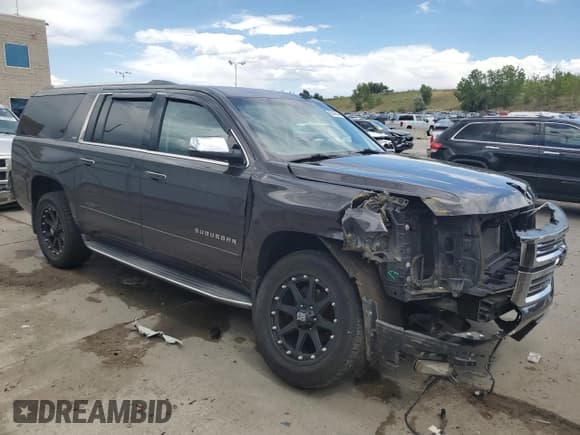 ✅ 2015 Chevrolet Suburban LTZ • VIN: 1GNSKKKC7FR145005 • Lot: 66544944. Wystawiony na Copart z przebiegiem 177 215 mil. Bezpłatny archiwum sprzedaży aukcyjnych z USA i szczegółowy raport historii pojazdu na DreamBid. Zdjęcie 4.