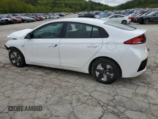 ✅ 2017 Hyundai Ioniq Blue • VIN: KMHC65LC7HU031146 • Lot: 73565704. Wystawiony na Copart z przebiegiem 270 386 mil. Bezpłatny archiwum sprzedaży aukcyjnych z USA i szczegółowy raport historii pojazdu na DreamBid. Zdjęcie 2.