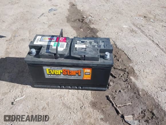 2014 Chevrolet Malibu LT с VIN 1G11E5SL8EF299468, выставлен на аукционе IAAI как лот 43593547 с пробегом 172 795 миль миль и . История ставок и продаж доступна на DreamBid. Изображение 12.